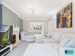 Sitting Room- click for photo gallery